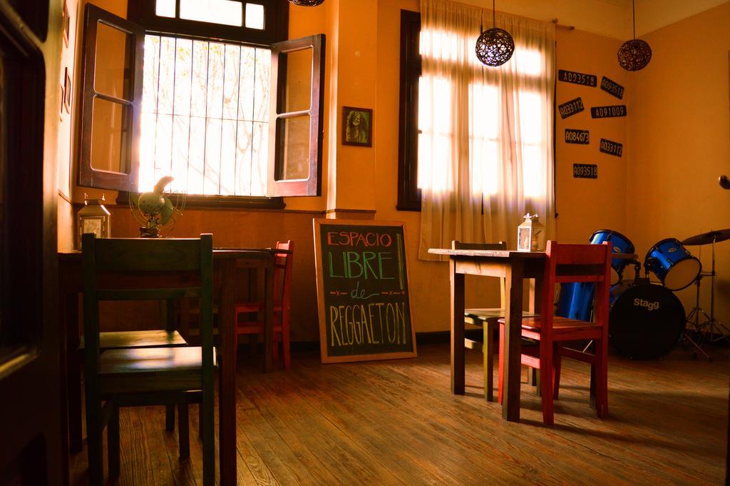 Esperanto Hostel Salta Esterno foto